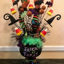 HALLOWEEN CENTERPIECE NOT WREATH CAULDRON WITCH LEGS FEATHER FLORAL RAZ DECOR