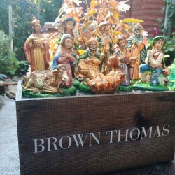 Gold plated Christmas Nativity Scenes Crib Figures (Brown Thomas)