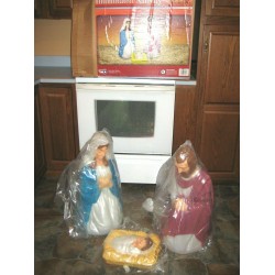 New General Foam Nativity 3 PC Set, Traditional 28