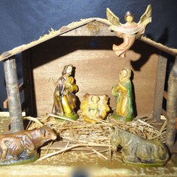 Vintage Manor House Hand Painted 13 Piece Nativity Set - Made in Japan