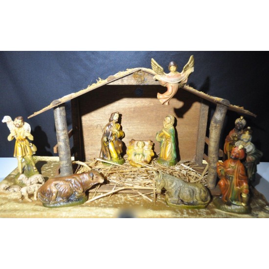 Vintage Manor House Hand Painted 13 Piece Nativity Set - Made in Japan