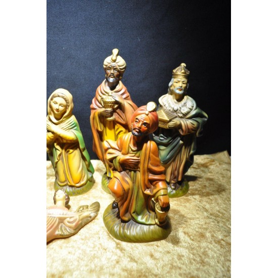 Vintage Manor House Hand Painted 13 Piece Nativity Set - Made in Japan