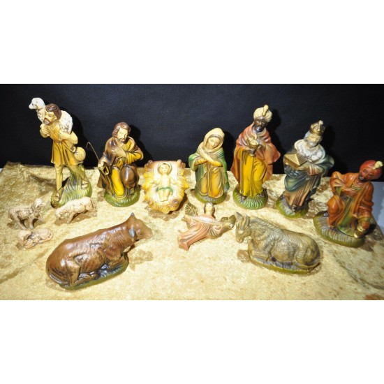 Vintage Manor House Hand Painted 13 Piece Nativity Set - Made in Japan