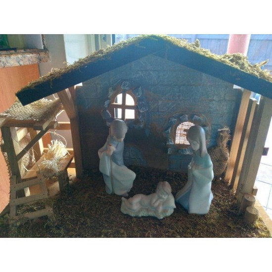 Lladro MATTE Nativity Set  Mary, Joseph & Jesus in Mint Condition Stable-New