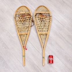 Authentic Vintage Pair of Used Snowshoes (47-90-G3470) Y8U