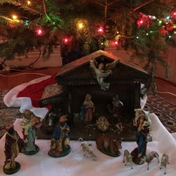 Nativity Set  Vintage15 Pieces Made In Italy