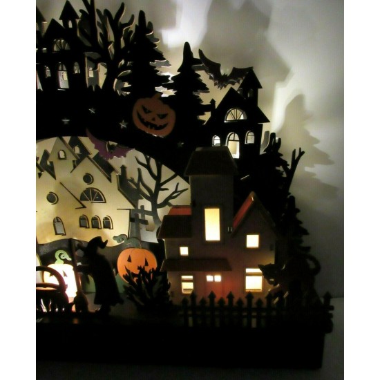 MARTHA STEWART LARGE LED LIGHTED DIE CUT WOODEN HALLOWEEN HAUNTED VILLAGE NEW