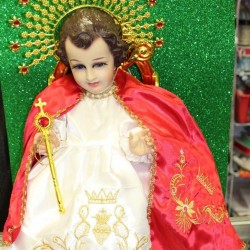 Niño Dios con Vestido Niño Dios Sagrado Corazon y Silla