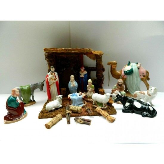 Vintage 1960's HOLLAND MOLD 26 Pc Glazed Christmas Nativity Set w/Wooden Stable