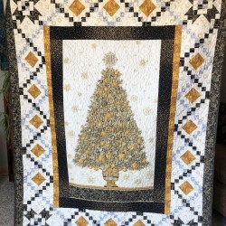 Christmas Quilted Wall Hanging or Throw, Wall Quilt, Wall Quilted Art, 51” x 67”