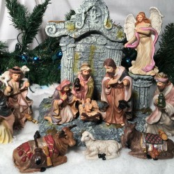 NEW RARE ENESCO GROUP 15 PIECE NATIVITY SET HOLY FAMILY, ANGEL, WISEMEN, BARN...