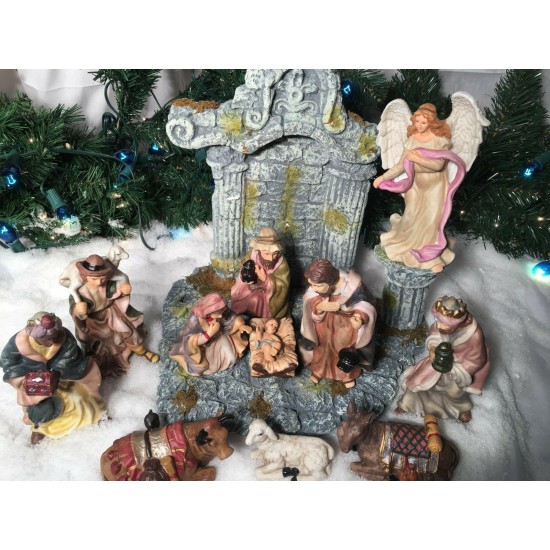 NEW RARE ENESCO GROUP 15 PIECE NATIVITY SET HOLY FAMILY, ANGEL, WISEMEN, BARN...