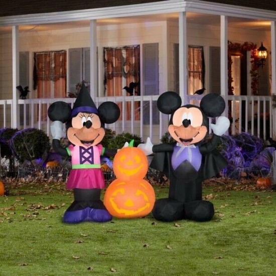 BRAND NEW 5-1/2 FT TALL INFLATABLE LIGHTED MICKEY AND MINNIE PLUS FREE SHIPPING